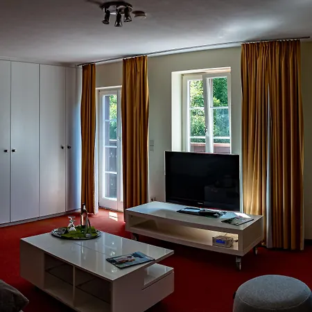 Waldhaus Jakob Szálloda 3*