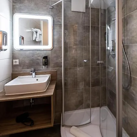 Waldhaus Jakob Hotell 3*