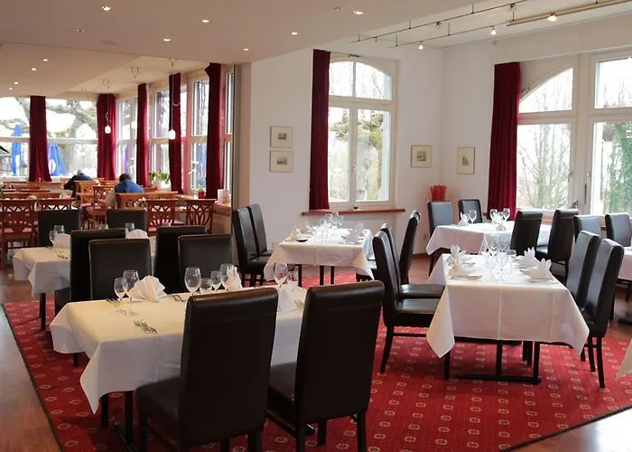 Waldhaus Jakob Szálloda 3*