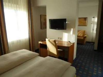 Waldhaus Jakob Szálloda 3*